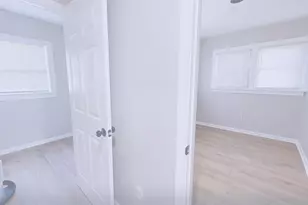 111 Hammett St, Greenville, SC 29609 - Photo 22