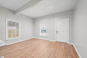 111 Hammett St, Greenville, SC 29609 - Photo 10