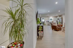 28 Timberwild Dr, Greenville, SC 29605 - Photo 6