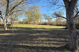 600 N Adair St, Clinton, SC 29325 - Photo 8