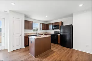 926 Shakespeare Dr, Woodruff, SC 29388 - Photo 6