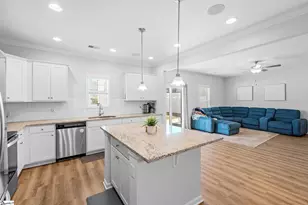 116 Strongridge Trl, Simpsonville, SC 29681 - Photo 8