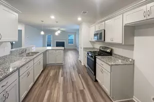 129 W Compass Wy, Easley, SC 29640 - Photo 2