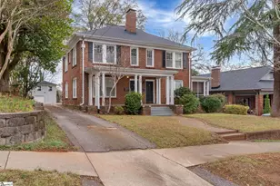 217 E Earle St, Greenville, SC 29609 - Photo 2