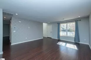 509 Oak Cir, Easley, SC 29640 - Photo 8