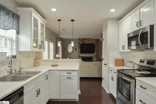 509 Oak Cir, Easley, SC 29640 - Photo 14