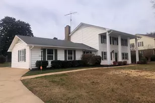 105 Forestdale Dr, Boiling Springs, SC 29316 - Photo 4