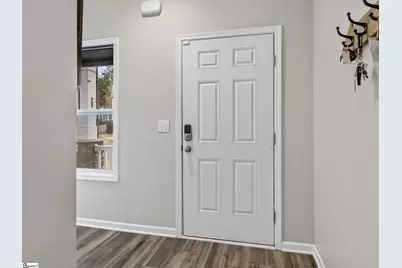 655 Autumn Breeze Walk, Inman, SC 33153 - Photo 4