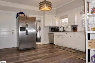 208 Hill St, Wellford, SC 29385 - Photo 8