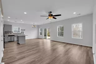 503 Torrington Dr, Duncan, SC 29334 - Photo 10