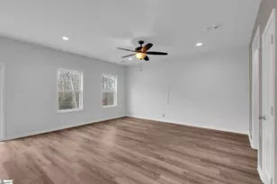 503 Torrington Dr, Duncan, SC 29334 - Photo 8