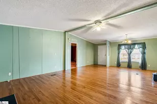 105 Oldfield Cir, Williamston, SC 29697 - Photo 10