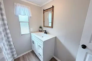 303 Trail Ct, Williamston, SC 29697 - Photo 8