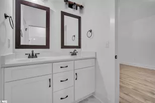 107 Circle Dr, Townville, SC 29689 - Photo 10