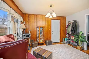 20 Hudson St, Taylors, SC 29687 - Photo 8