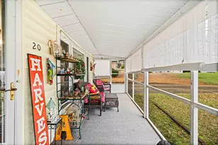 20 Hudson St, Taylors, SC 29687 - Photo 2