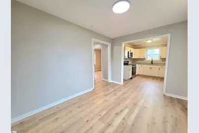 10 Oconee Avenue, Greenville, SC 29617 - Photo 8