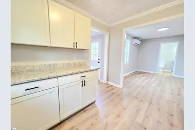 10 Oconee Avenue, Greenville, SC 29617 - Photo 6