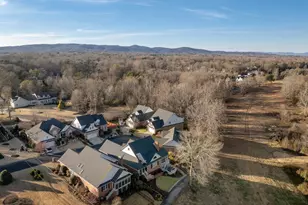 310 Greenview Cir, Greenville, SC 29609 - Photo 40