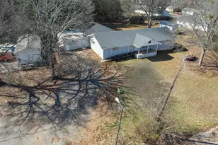 100 Clary Dr, Spartanburg, SC 29303 - Photo 10