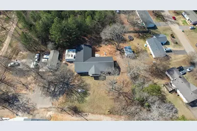 100 Clary Drive, Spartanburg, SC 29303 - Photo 8