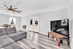 619 Spearman Rd, Pelzer, SC 29669 - Photo 4