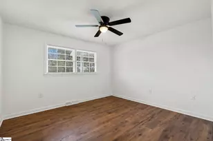 300 Woodlake Rd, Anderson, SC 29621 - Photo 26