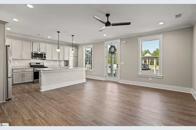 1305 S Pinot Road, Duncan, SC 29334 - Photo 4