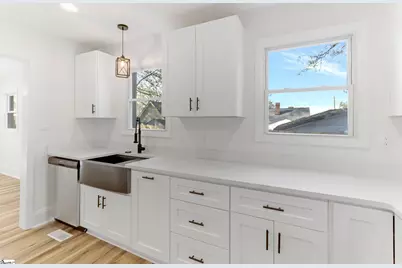 7 Hendricks Street, Greenville, SC 29607 - Photo 24