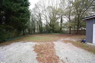 238 Pearson Rd, Easley, SC 29642 - Photo 8