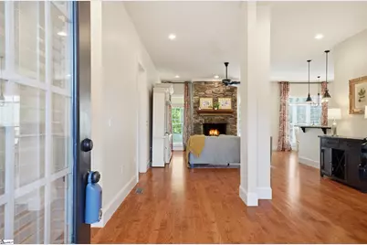 60 Montague Circle, Greenville, SC 29617 - Photo 4