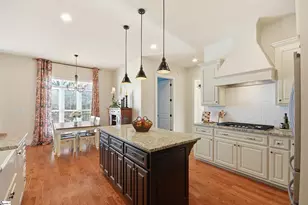 60 Montague Cir, Greenville, SC 29617 - Photo 14