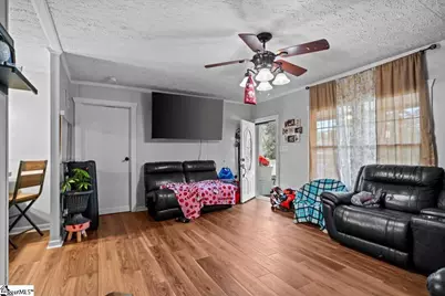 219 Shady Acres Circle, Greenville, SC 29611 - Photo 4