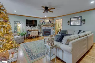 124 Hillside Cir, Easley, SC 29640 - Photo 8