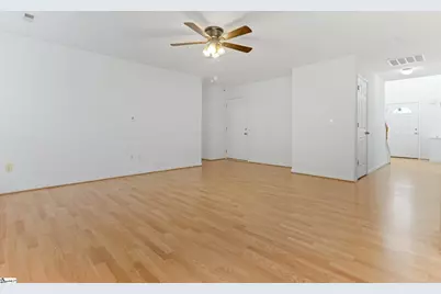 301 Carnahan Drive, Spartanburg, SC 29306 - Photo 16