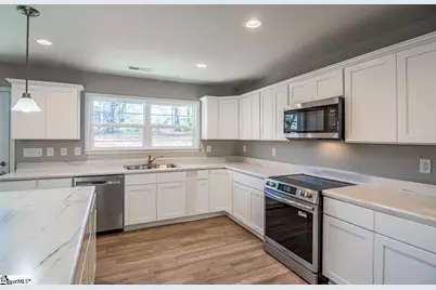 304 Lakeview Drive, Laurens, SC 29360 - Photo 18