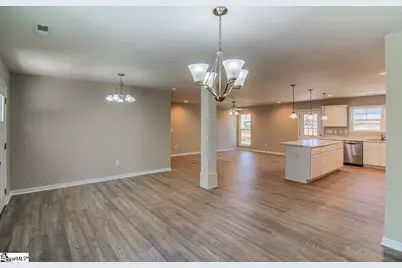 304 Lakeview Drive, Laurens, SC 29360 - Photo 12