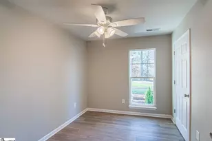 304 Lakeview Dr, Laurens, SC 29360 - Photo 20