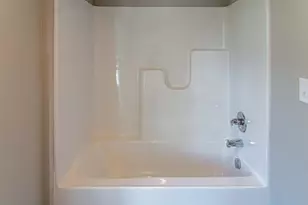 304 Lakeview Dr, Laurens, SC 29360 - Photo 24