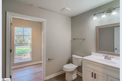 304 Lakeview Drive, Laurens, SC 29360 - Photo 30