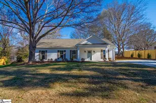 304 Lakeview Dr, Laurens, SC 29360 - Photo 36