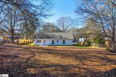304 Lakeview Drive, Laurens, SC 29360 - Photo 34