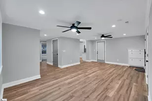 19 Granada Dr, Greenville, SC 29605 - Photo 2