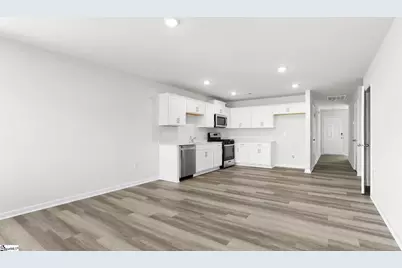 121 Bobbin Road, Greenville, SC 29611 - Photo 2
