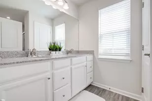 1 McGuires Pl, Simpsonville, SC 29680 - Photo 14