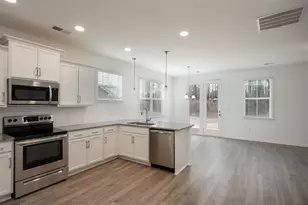 30 Thorne St, Fountain Inn, SC 29644 - Photo 4