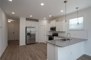 30 Thorne St, Fountain Inn, SC 29644 - Photo 2