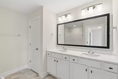 324 Hollenbeck Place, Greenville, SC 29607 - Photo 16