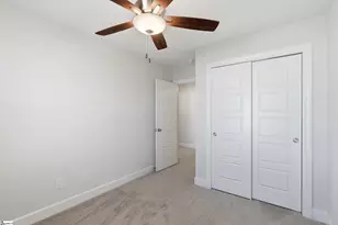 324 Hollenbeck Pl, Greenville, SC 29607 - Photo 22