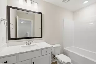 324 Hollenbeck Pl, Greenville, SC 29607 - Photo 20